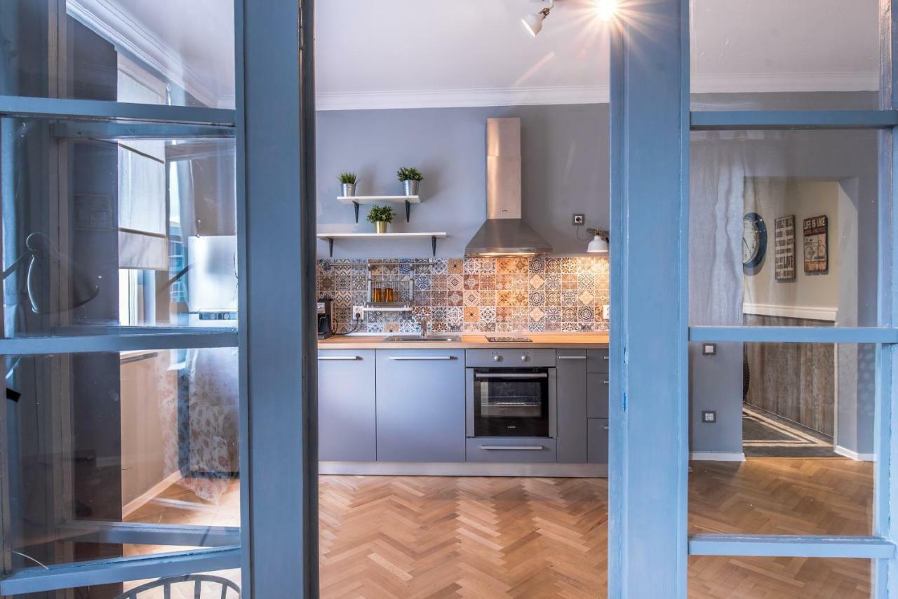 Dondukov Boulevard Two Bedroom Designer Suite Sofia Luaran gambar