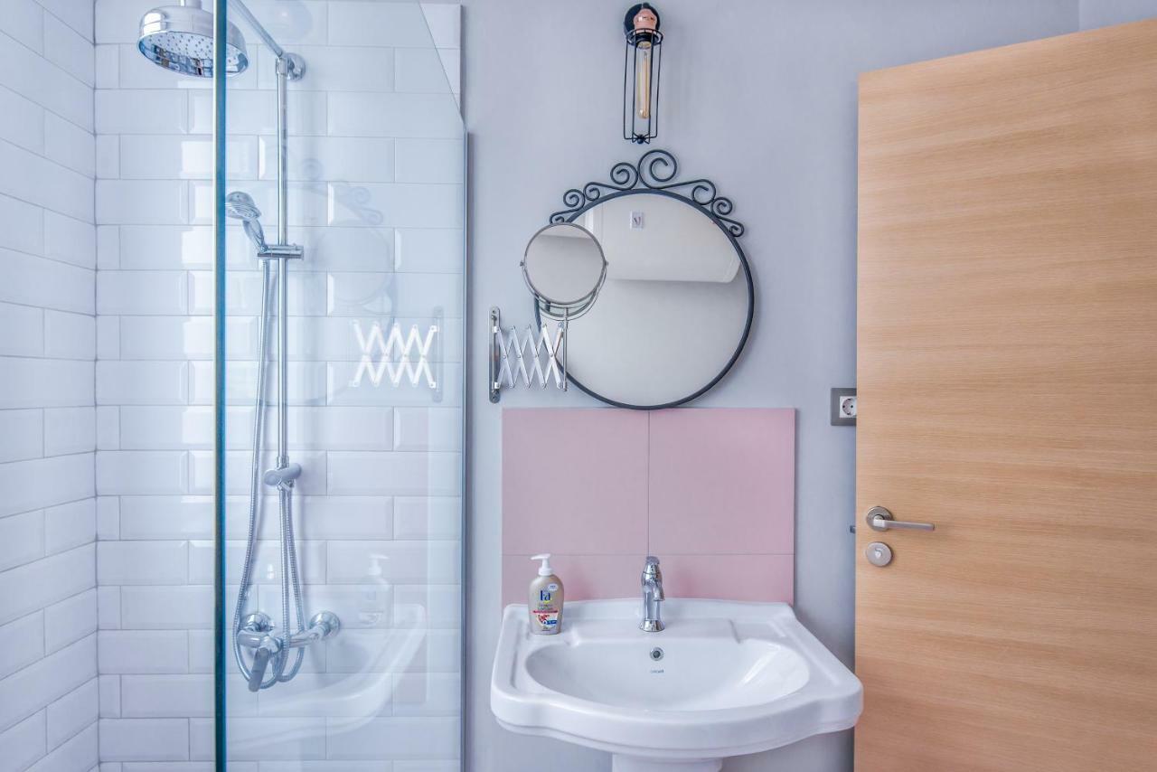 Dondukov Boulevard Two Bedroom Designer Suite Sofia Luaran gambar