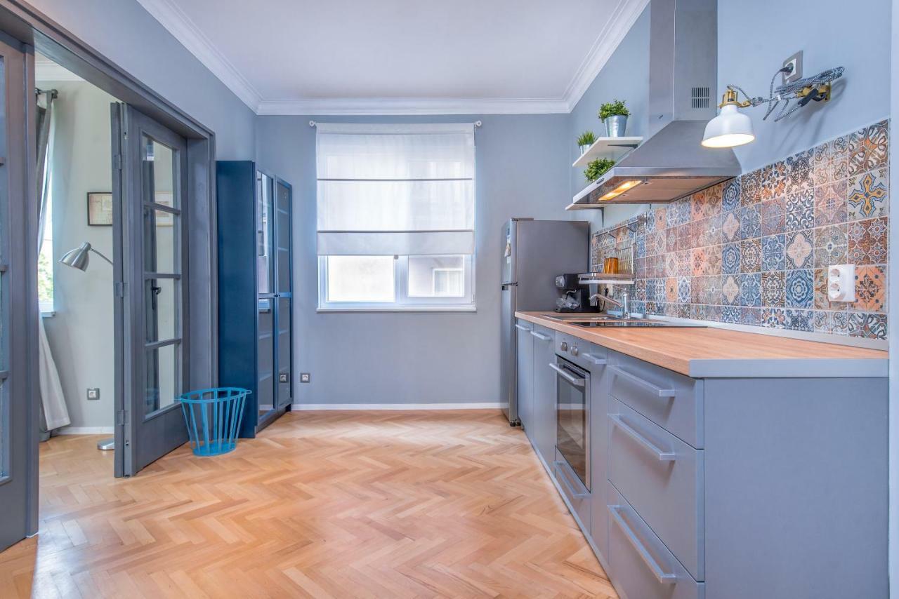 Dondukov Boulevard Two Bedroom Designer Suite Sofia Luaran gambar